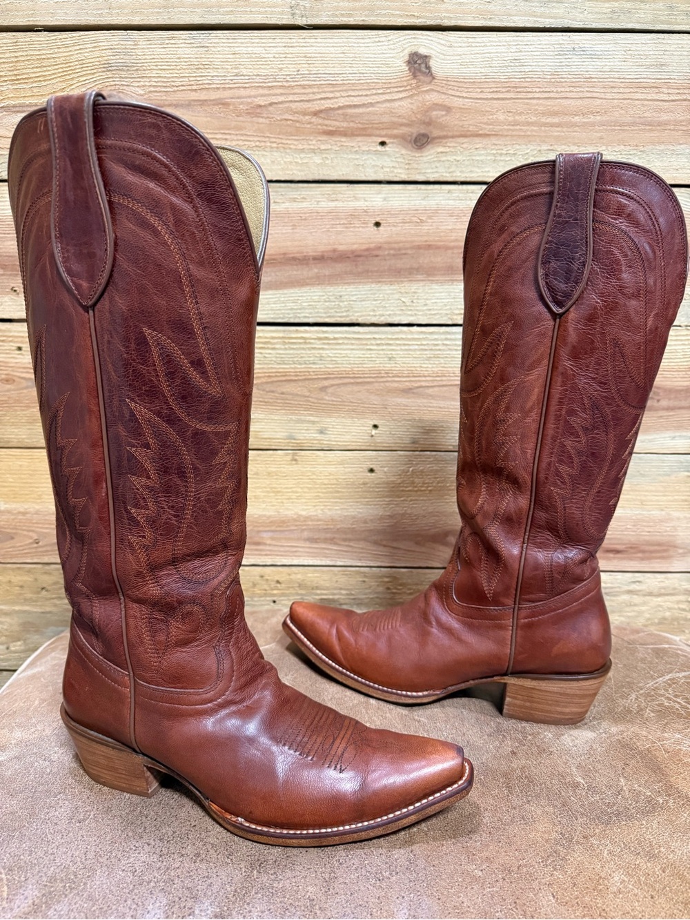TONY LAMA JESS SNIP TOE WOMEN’S COWGIRL BOOTS, Cognac Brown, Size 8.5 B - Picture 2 of 8